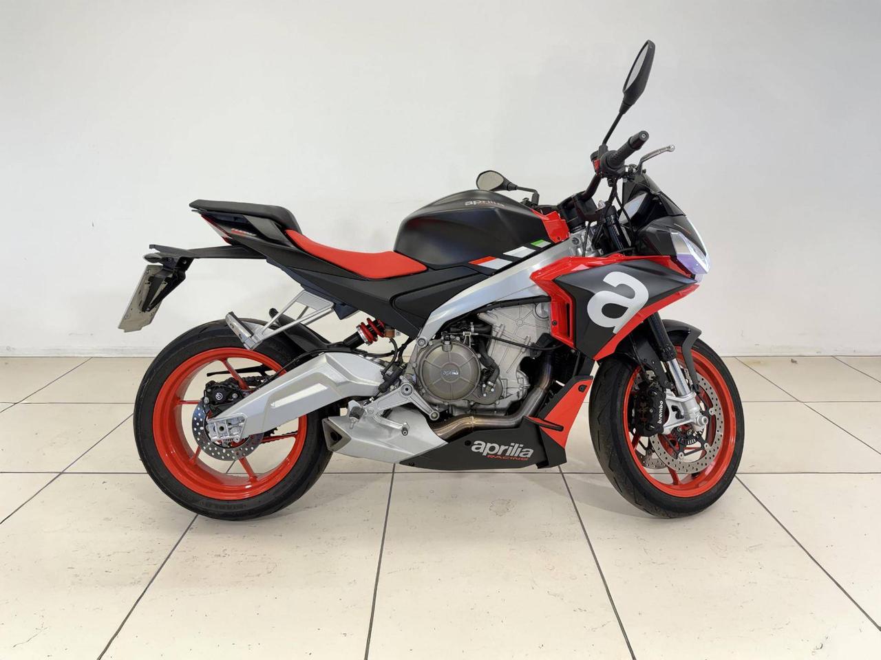 APRILIA Tuono 660