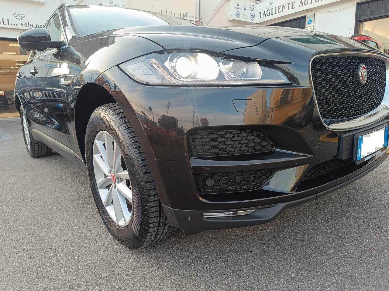 Jaguar F-Pace 2.0 D 180 CV AWD Prestige