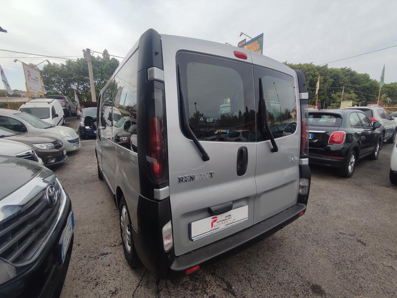 Renault Trafic 1.9 dCi/100 PC-TN Pass.Authent