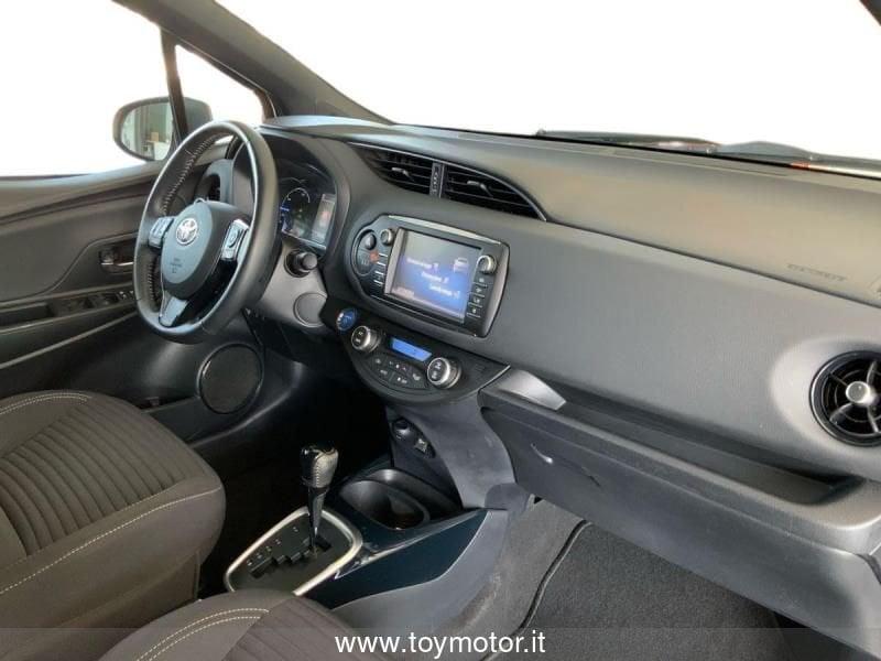Toyota Yaris 3ª serie 1.5 Hybrid 5 porte Trend "White Edition"