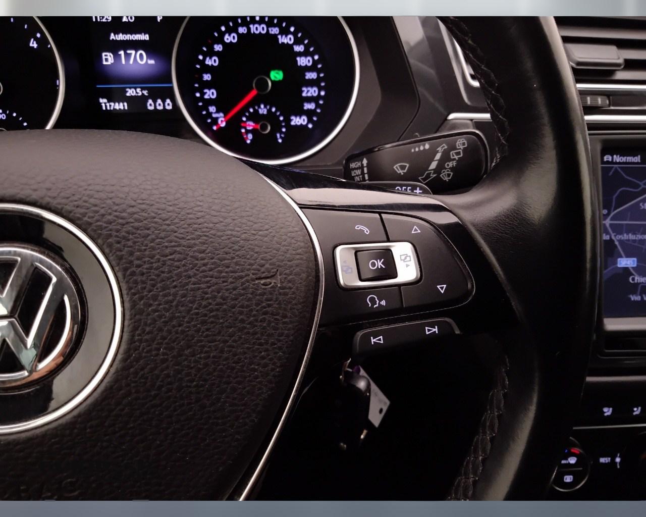 VOLKSWAGEN Tiguan II 2016 - Tiguan 2.0 tdi Business 4motion 150cv dsg