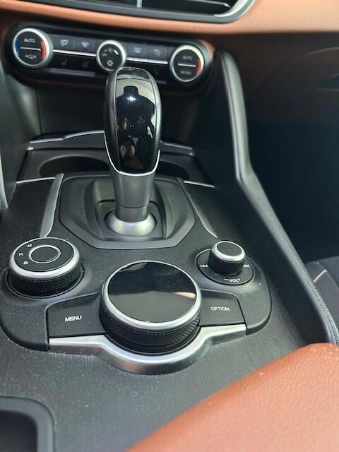 Alfa Romeo Giulia 2.2 Turbodiesel 180 CV Super