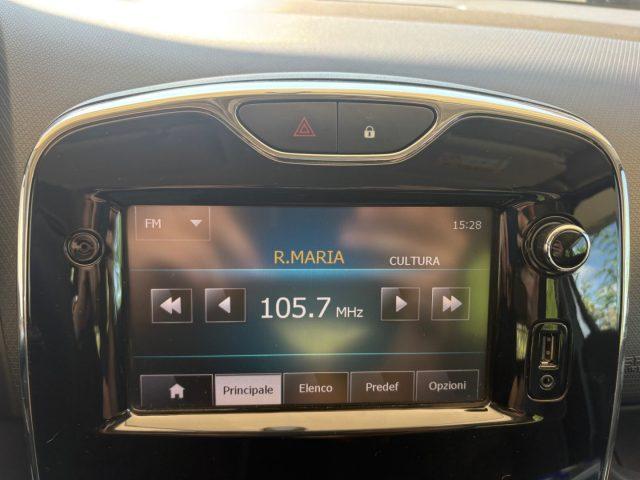 RENAULT Clio 1.2 75CV 5 porte Wave EURO 5 OK NEOPATENTATI