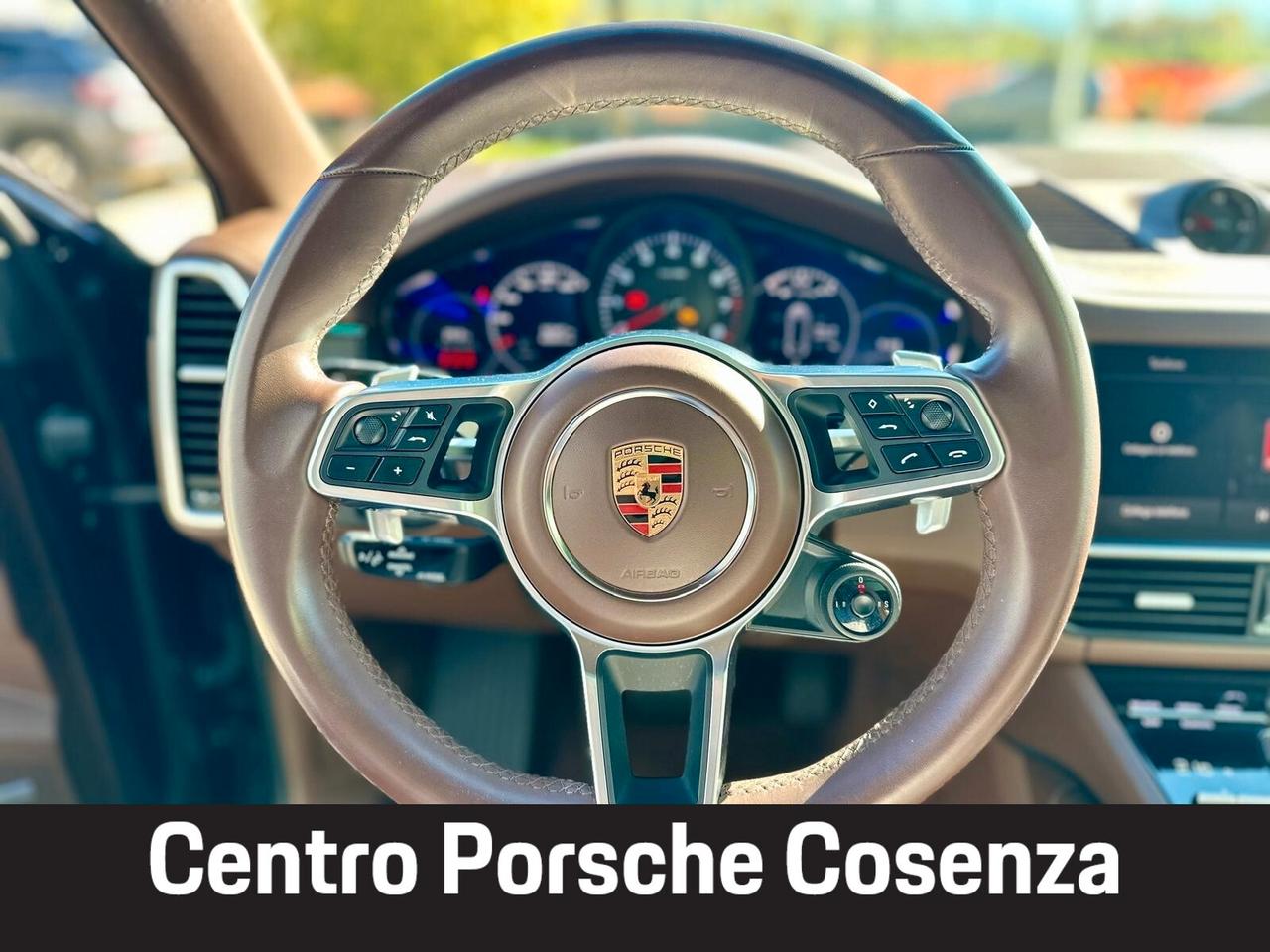 Porsche Cayenne Coupé 3.0 V6 Platinum Edition