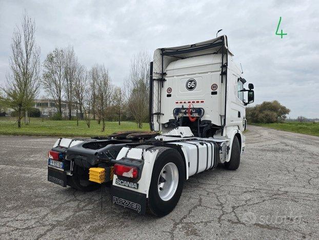 TRATTORE STRADALE SCANIA R420