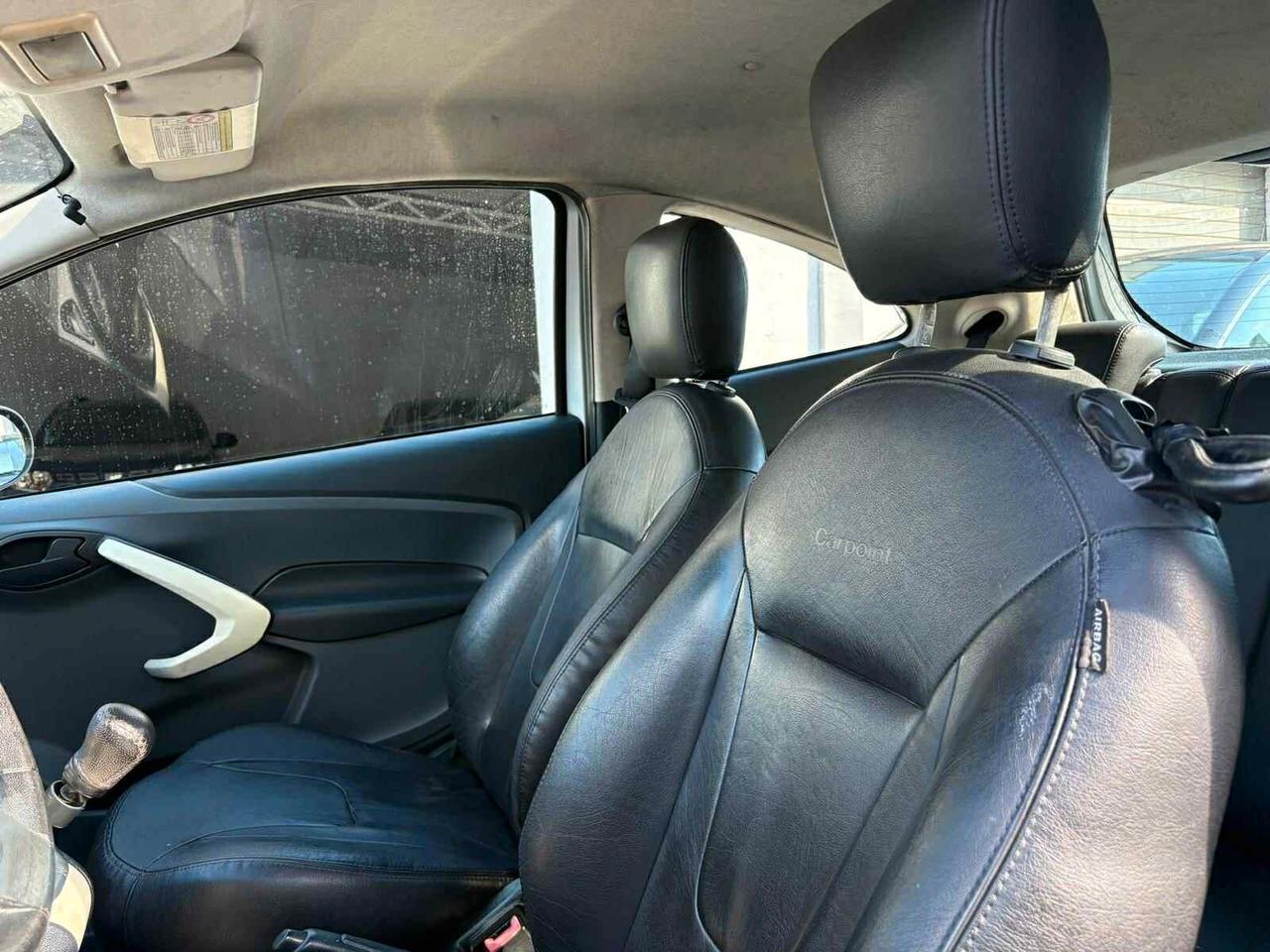 Ford Ka 1.3 TDCi 75CV Titanium