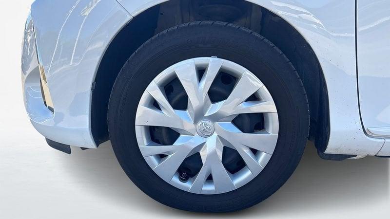 Toyota Yaris III 2017 5 Porte 1.0 VVT-i Active my18