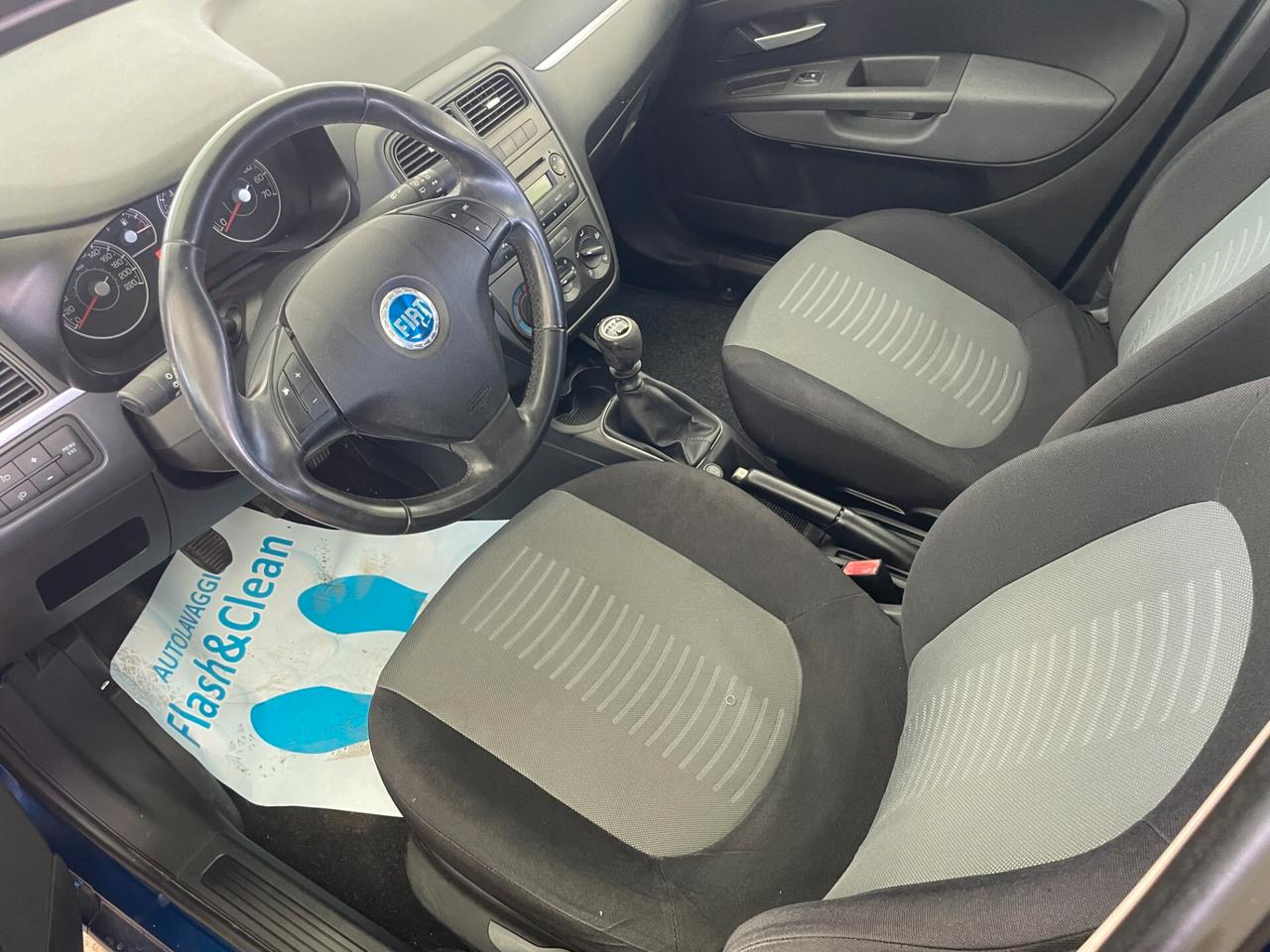 Fiat Grande Punto 1.2 5 p Dynamic Distribuzione tagliando Neopatentati