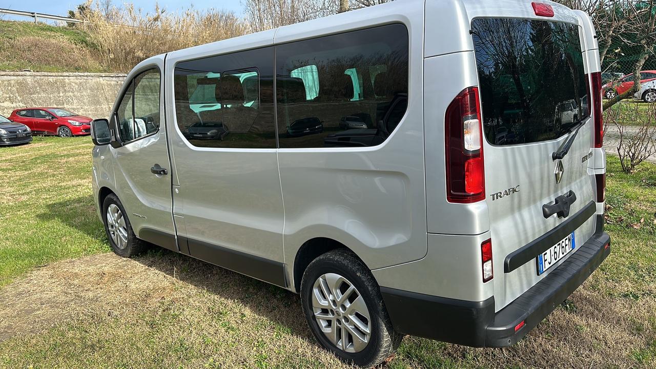 Renault Trafic T29 1.6 dCi 145CV 9 POSTI IVA ESPOSTA BELLISSIMO PERMUTABILE