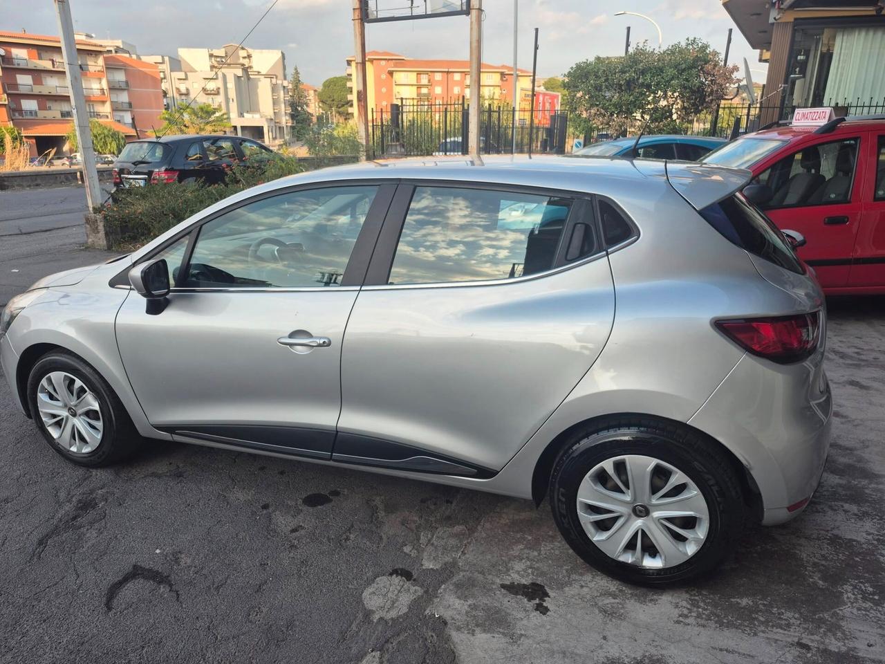 Renault Clio TCe 12V 90 CV Start&Stop 5 porte Energy Duel