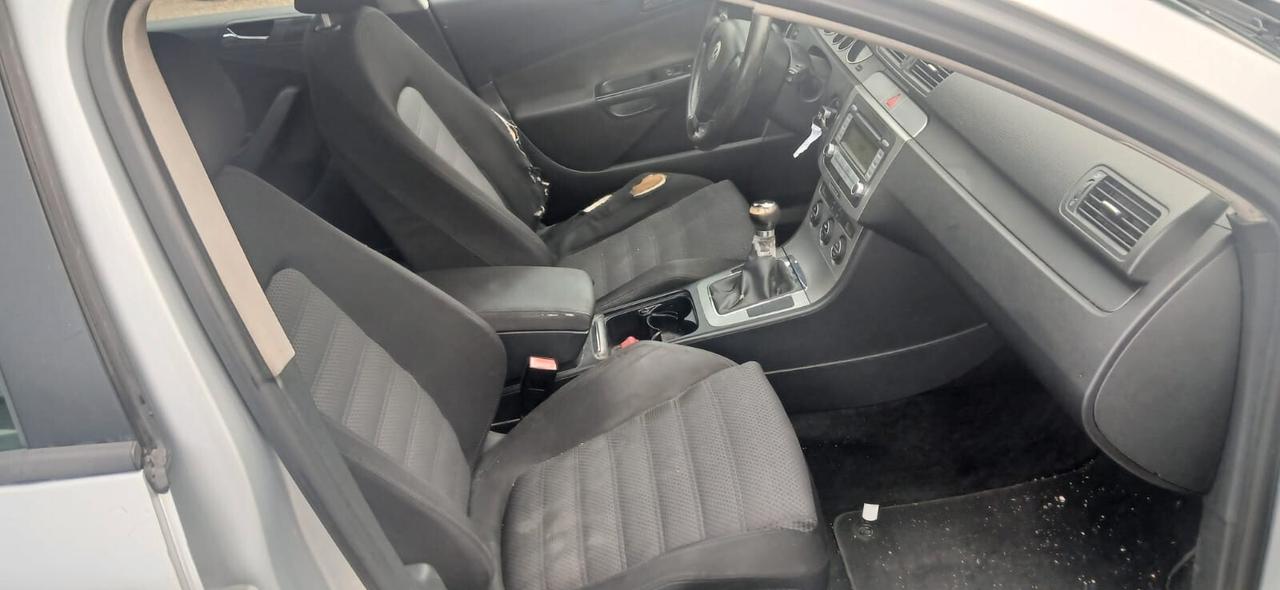 Volkswagen Passat 2.0 TDI SW Highline - 2007