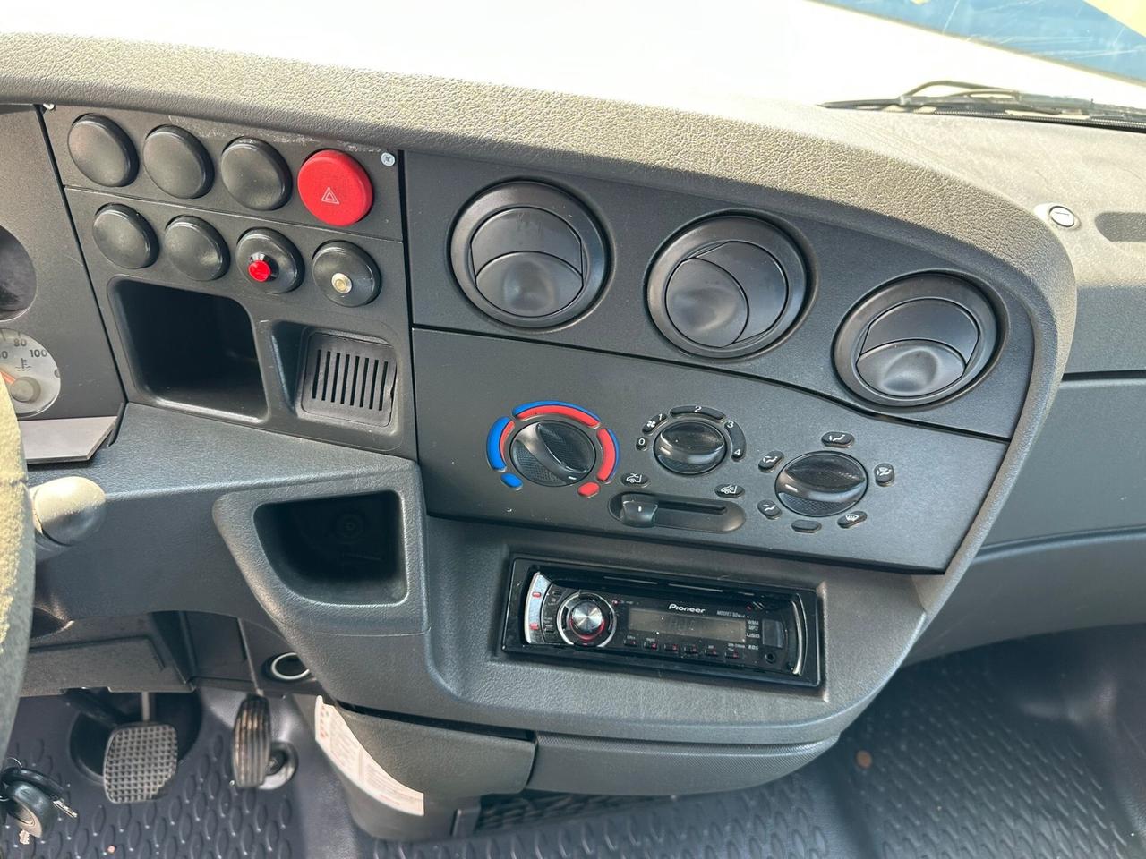 IVECO DAILY 2.8 CC TELONE