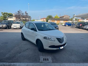 Lancia Ypsilon 1.2 69 CV 5 porte GPL Ecochic Elefantino
