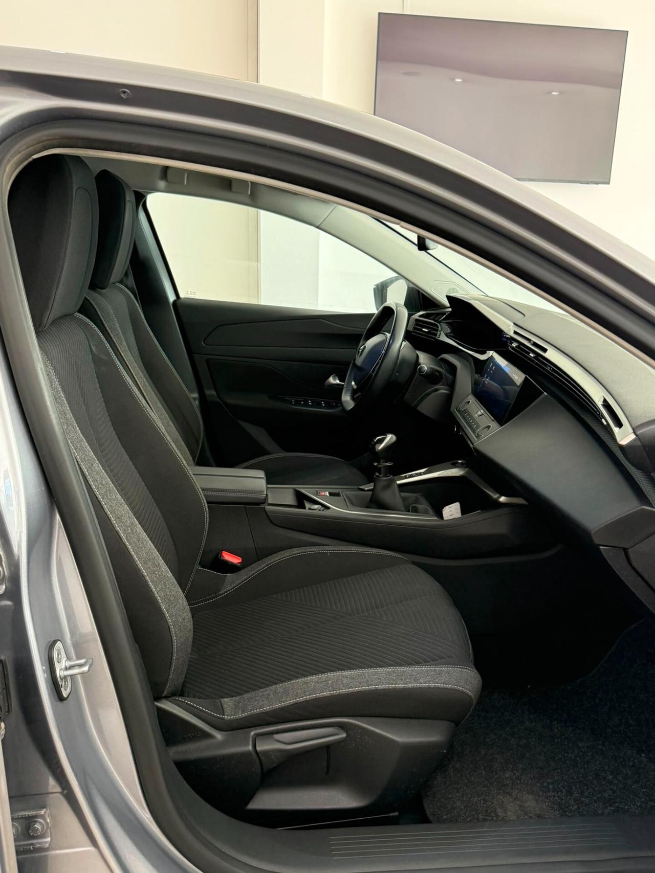 Peugeot 308 1.5 diesel 130CV Allure Pack 2023 90.000km