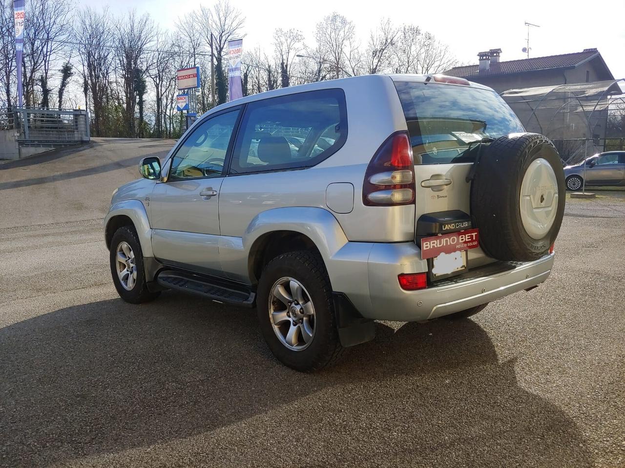 Toyota Land Cruiser 3.0 D-4D 16V cat 3 porte aut. Executive