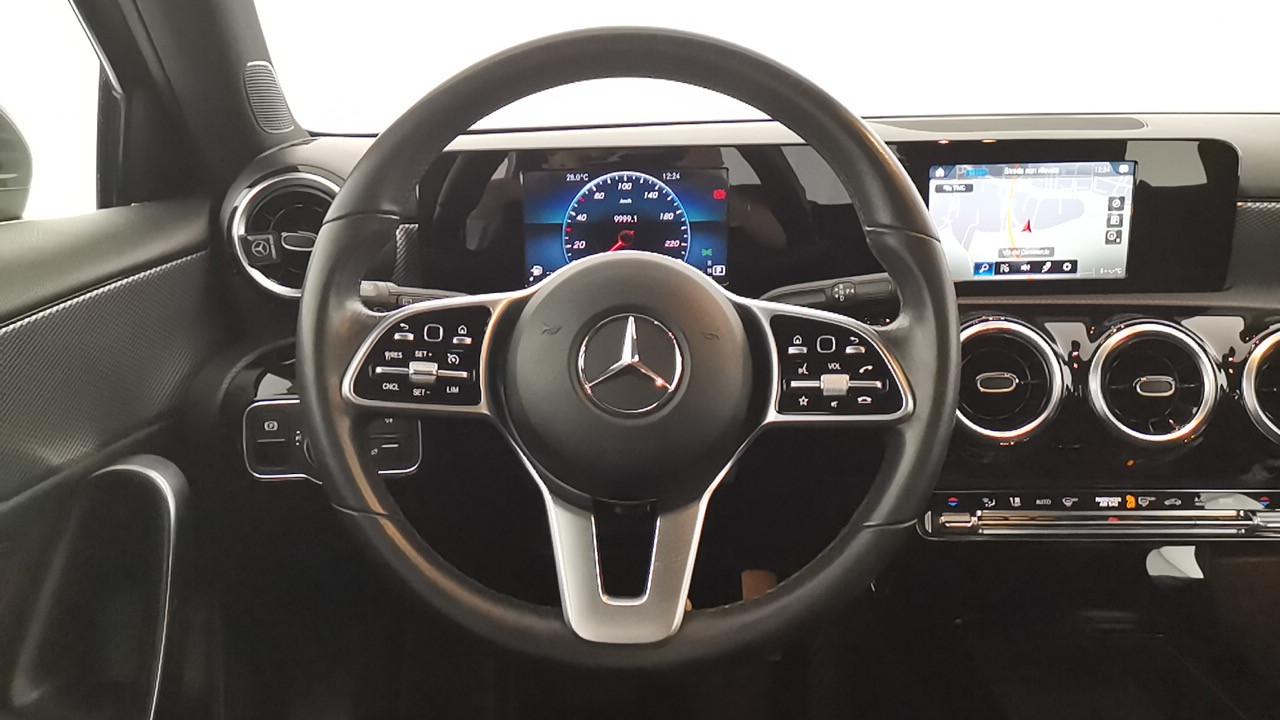 Mercedes-Benz Classe A - W177 2018 - A 180 d Sport auto