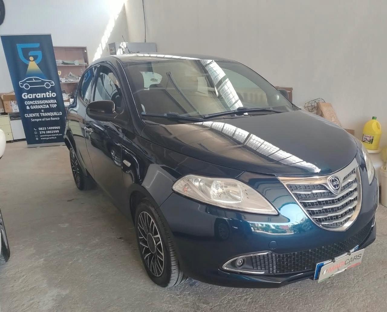 Lancia Ypsilon 1.3 MJT 16V 95 CV 5 porte S&S 30th Anniversary