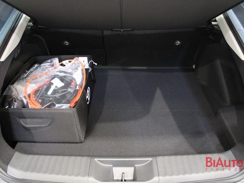 Toyota Prius Plug-in Hybrid Lounge+