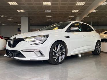 RENAULT Megane TCe 205 CV EDC GT 4Control