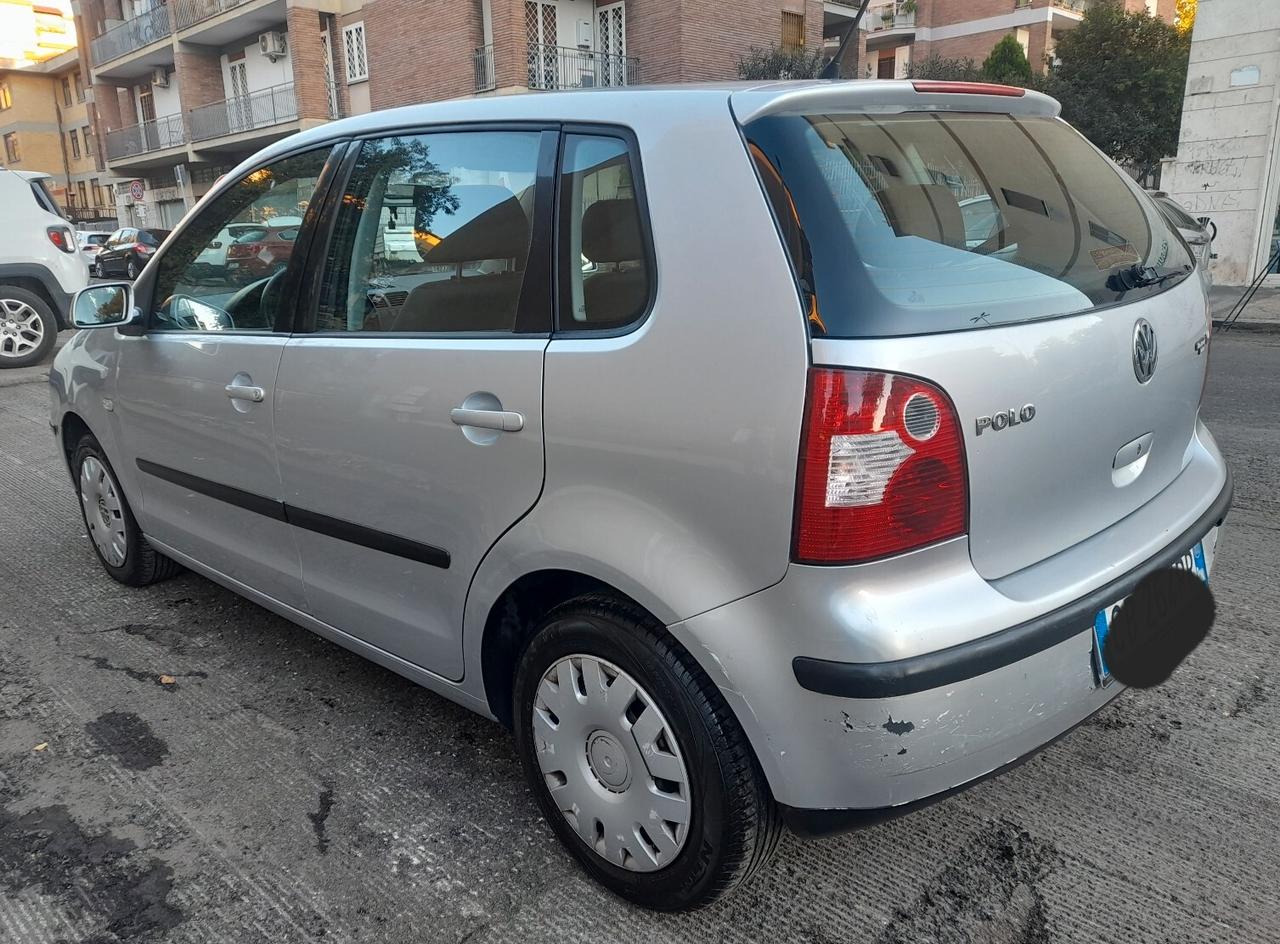 Volkswagen polo 1.4 55KW75CV confortiline benzina euro4 neopatentati