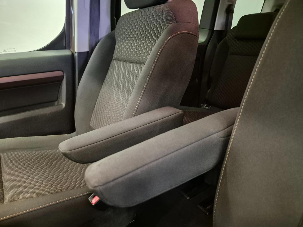 TOYOTA Proace Verso 2.0d 180cv S&S auto Family - 8 POSTI - Cruise/Lim - Keyless