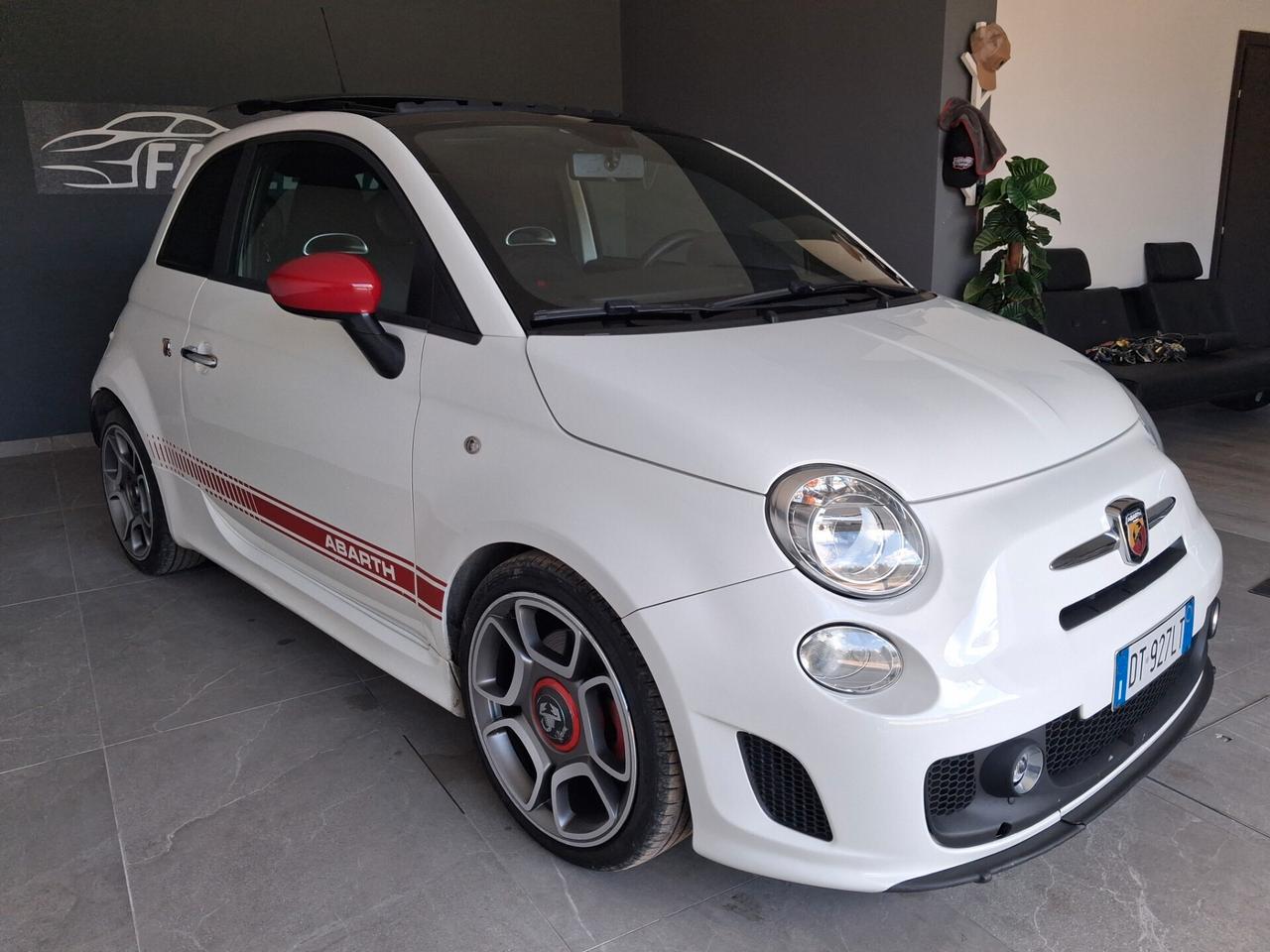 Abarth 500 1.4 Turbo T-Jet si accettano permute tetto panoramico apribile