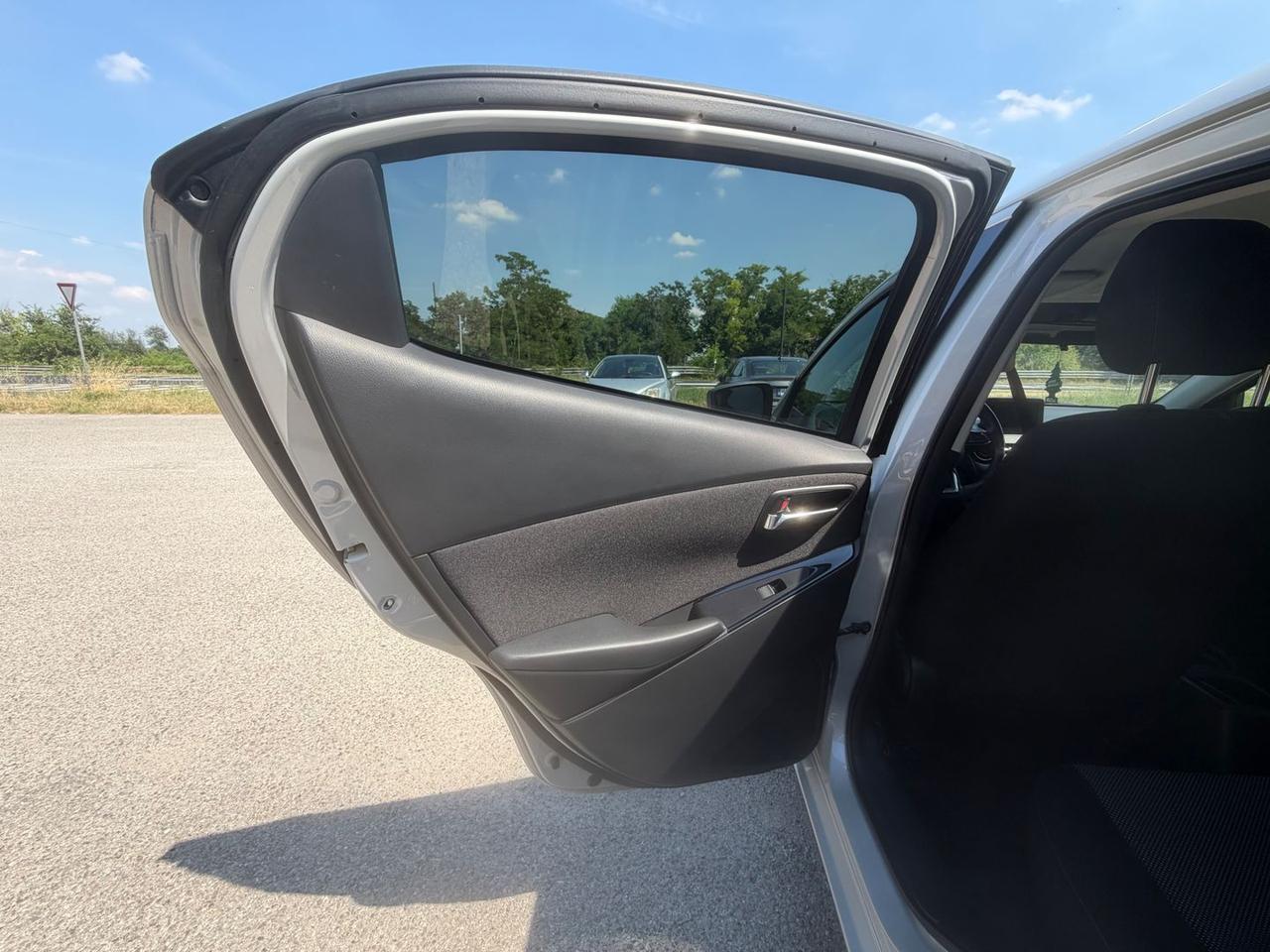 Mazda 2 Evolve 1.5 SkyActiv-G #11219