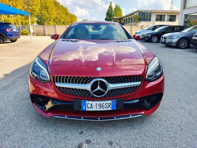 MERCEDES-BENZ SLC 300 Premium