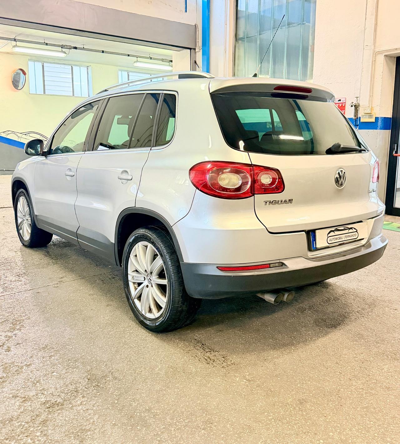 Volkswagen Tiguan 2.0 16V TDI DPF tiptronic Sport & Style (18°)