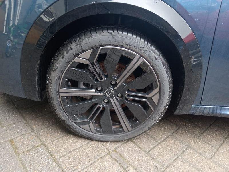 Lancia Ypsilon Elettrica Elettrica Edizione Cassina