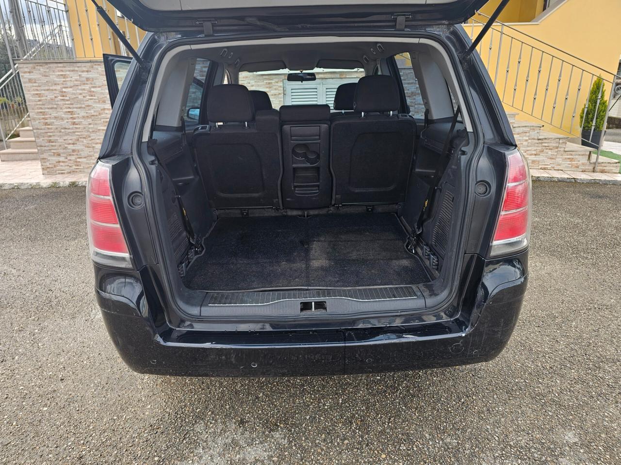 Opel Zafira 1.6 16V ecoM 94CV Club