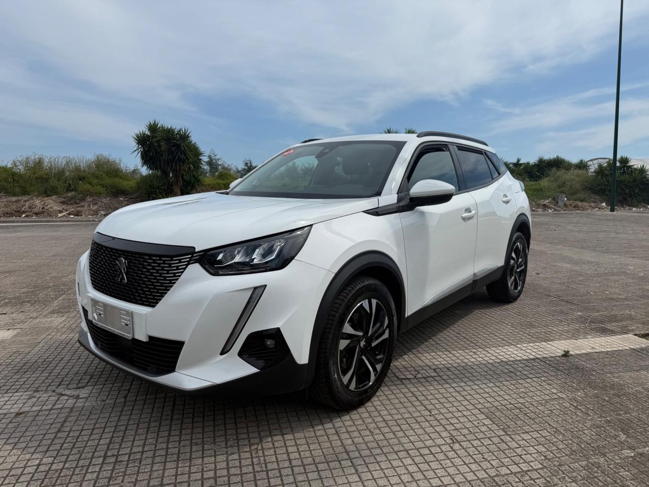 Peugeot 2008 BlueHDi 130 S&S EAT8 Allure