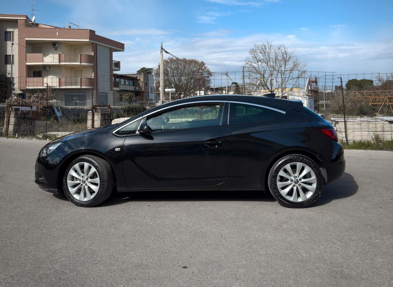 Opel Astra GTC 1.6 CDTI 136 cv S&S 3 porte Innovation