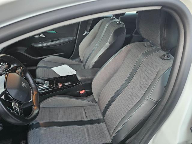 PEUGEOT 208 motore elettrico 136 CV 5 porte Allure