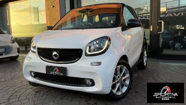 smart fortwo FARI LED TETTO PANORAMICO RATA MENSILE 133,00 fortwo 70 1.0 Passion