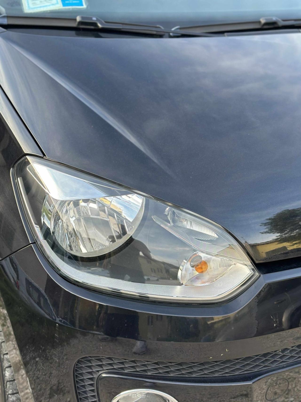 Volkswagen UP! 1.0 75 CV HIGH KMCERT NEOPAT GARANZ
