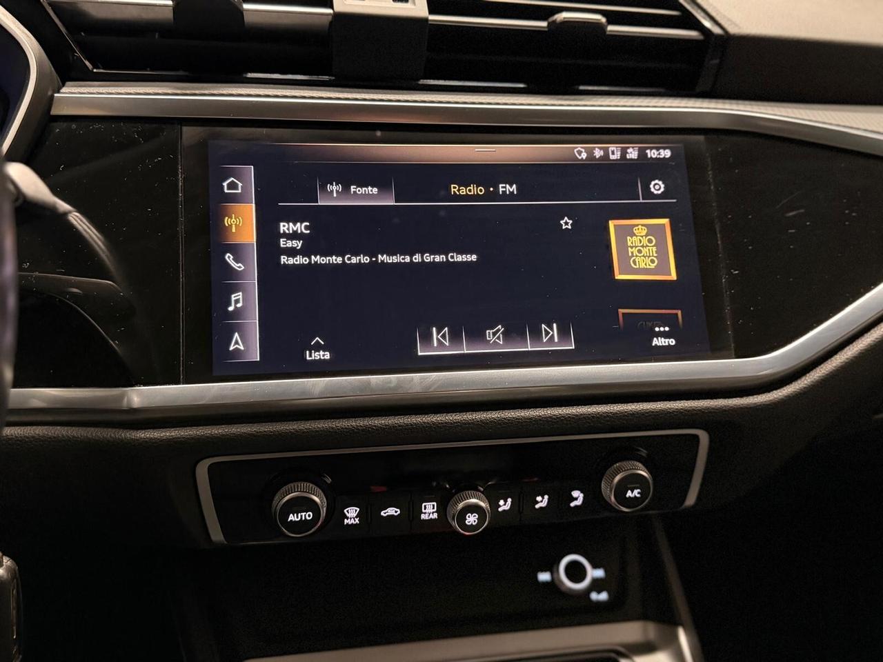 Audi Q3 2.0 TDI 120 CV S tronic line Edition