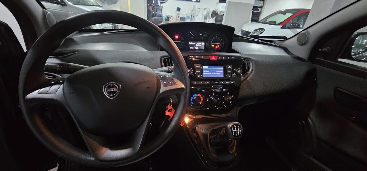 NUOVA LANCIA YPSILON GOLD MY24 1.0 HYBRID 71CV BENZ/ELETTRICA