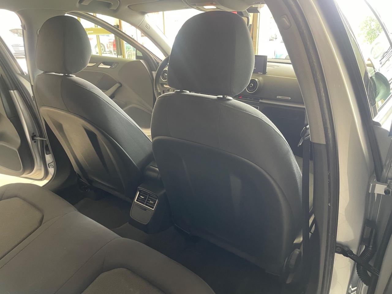 Audi A3 SPB 30 TFSI Sport - Nessun vincolo -