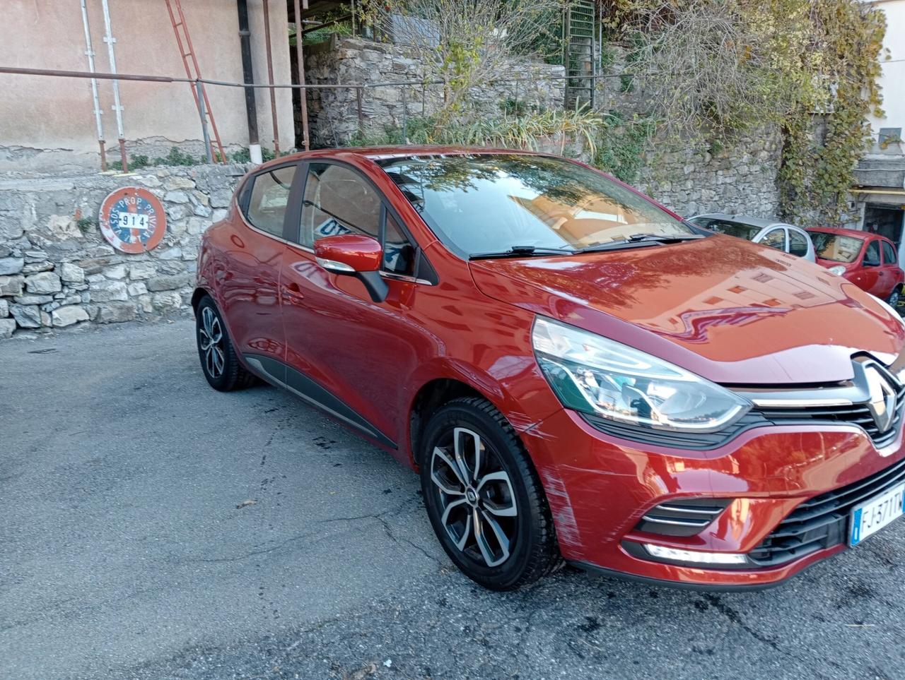 Renault Clio 1.2 75CV 5 porte Zen