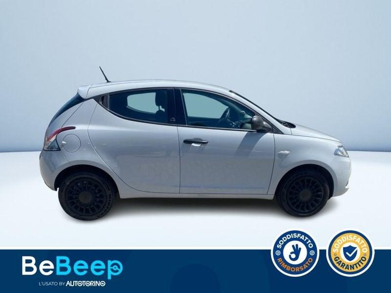 Lancia Ypsilon 1.0 HYBRID GOLD S&S 70CV
