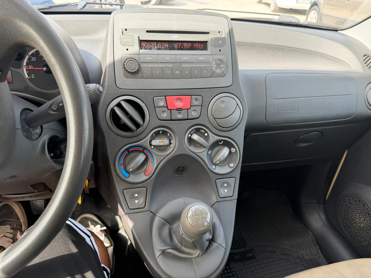 FIAT PANDA ANNO 2011 1.2 BENZINA 69 CV
