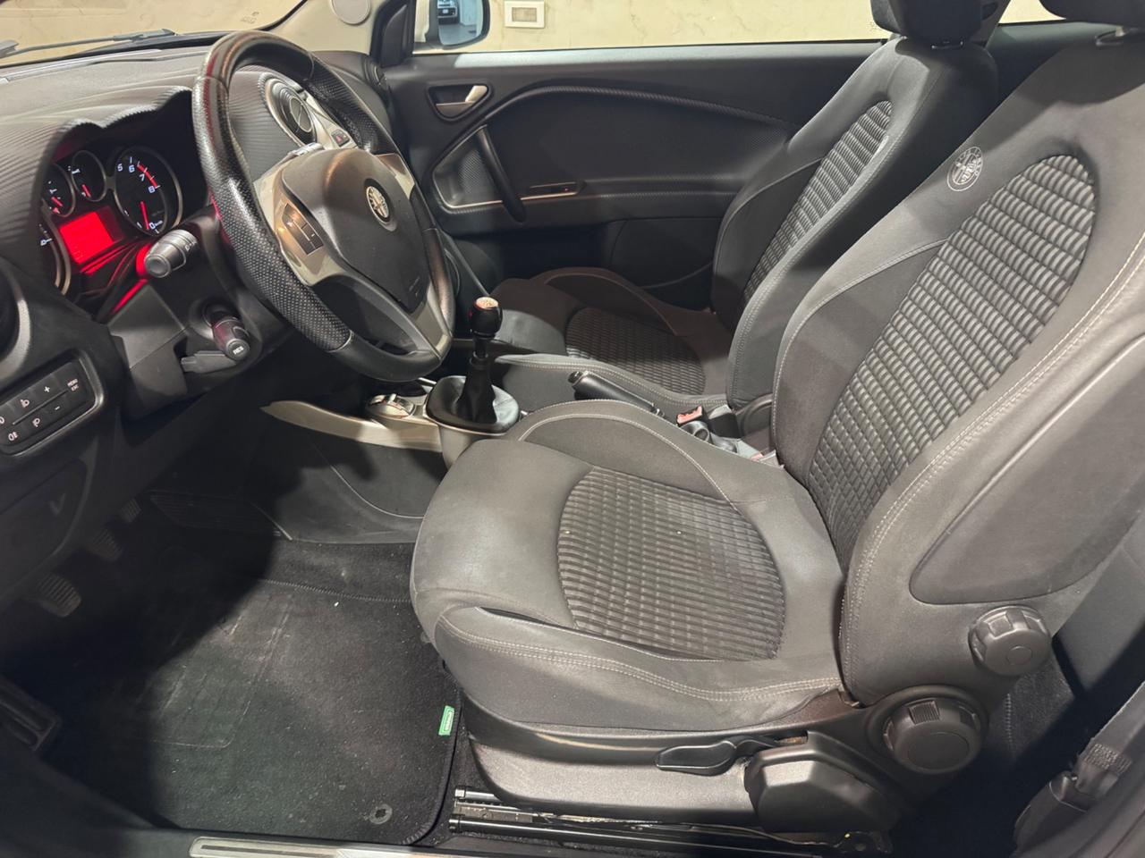 Alfa Romeo MiTo 1.4 T 120 CV GPL Distinctive Sport Pack