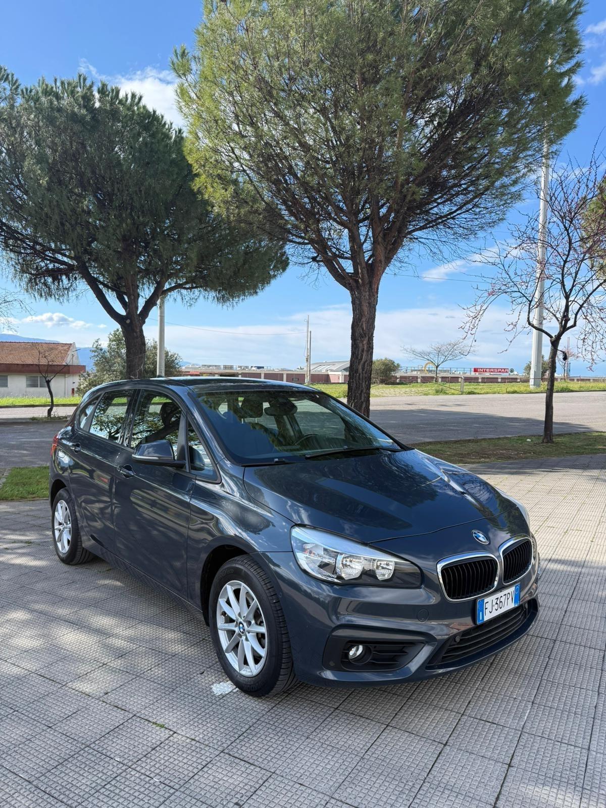 Bmw 2er Active Tourer 218d Advantage