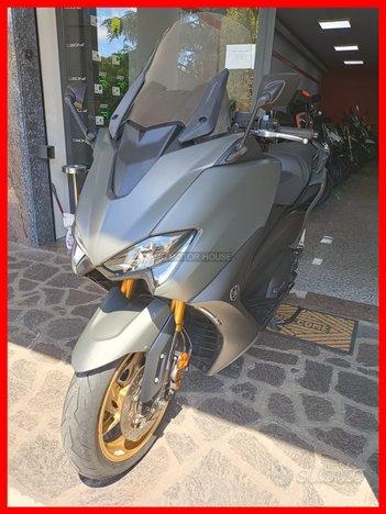 YAMAHA T MAX 560 tech*INCLU.PASSAGGIO*RATE/PERMUTE