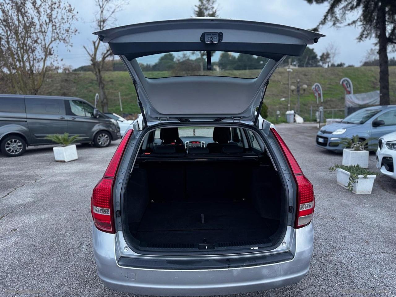 KIA cee d Sp. Wag. 1.4 90 CV EX Bi-Fuel