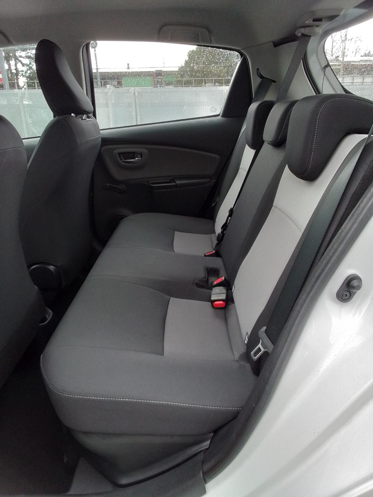 Toyota Yaris 1.5 Hybrid 5 porte Business