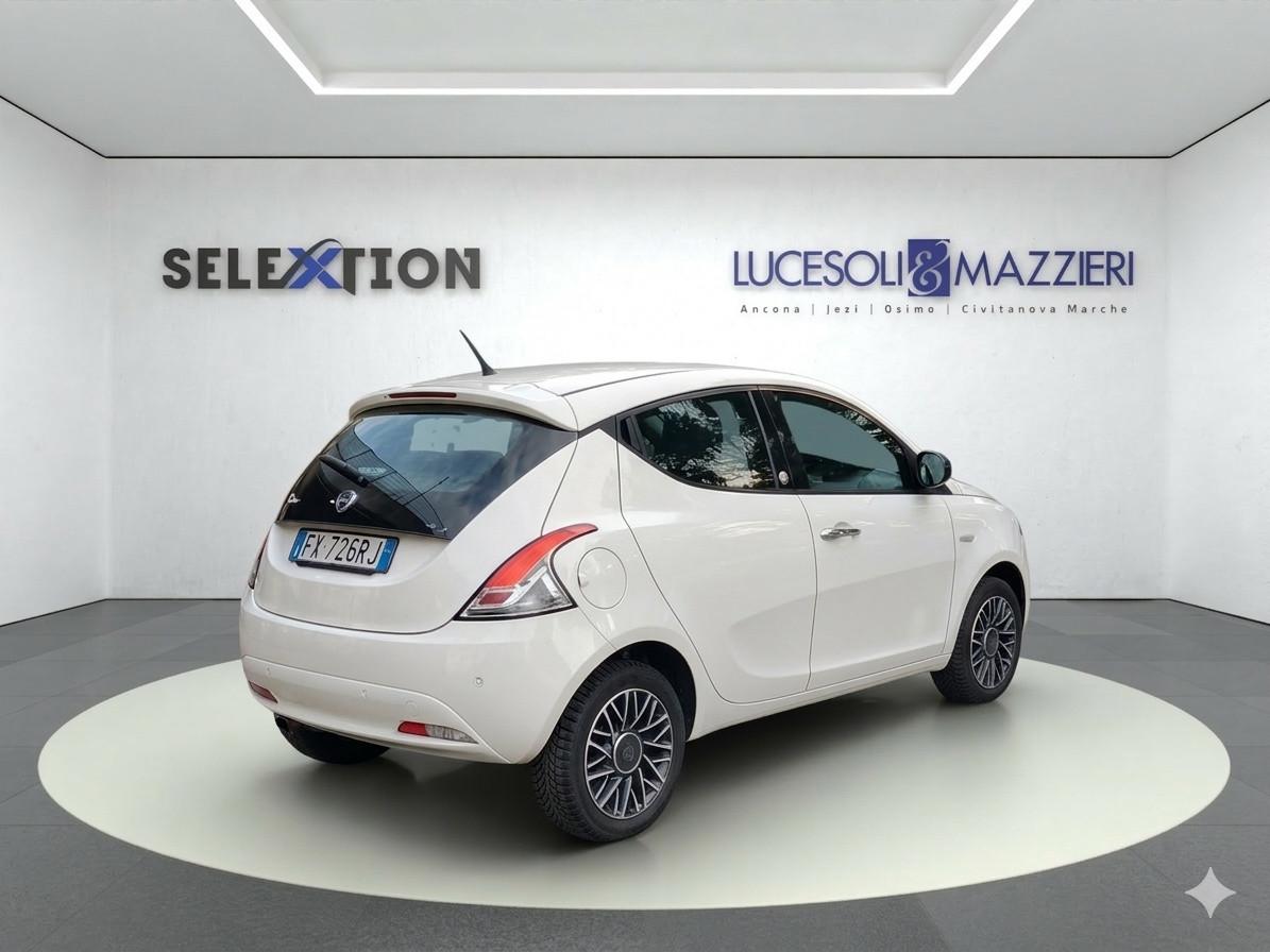 LANCIA Ypsilon 3ª serie - Ypsilon 1.2 69 CV 5 porte GPL Ecochic Gol