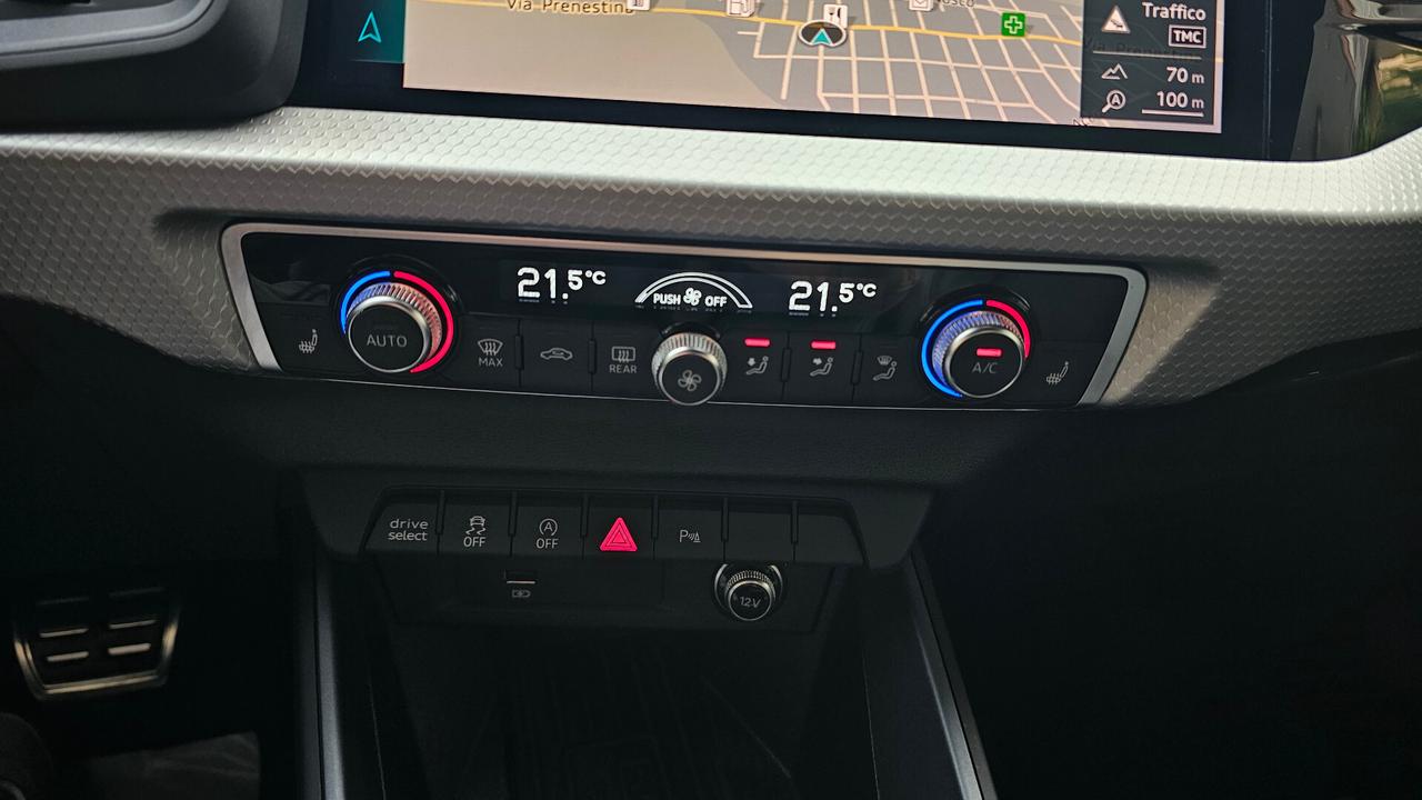 A1 SPB 35 TFSI S tronic S-LINE INTERNO ESTERNO UNIPRO' LED TAGL UFF