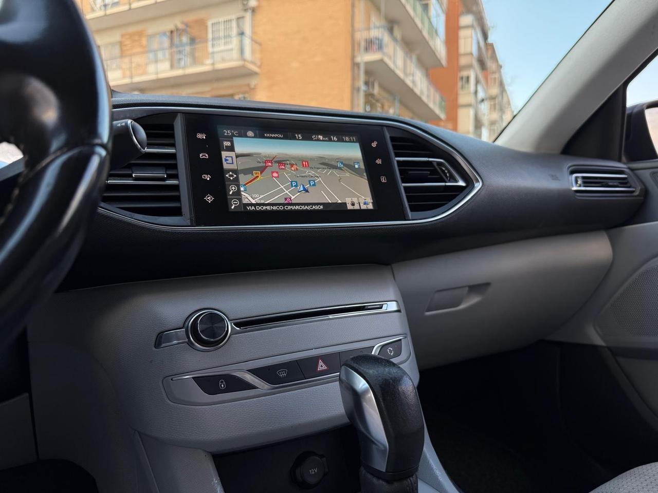 Peugeot 308 BlueHDi 120CV CAMBIO AUTOMATICO